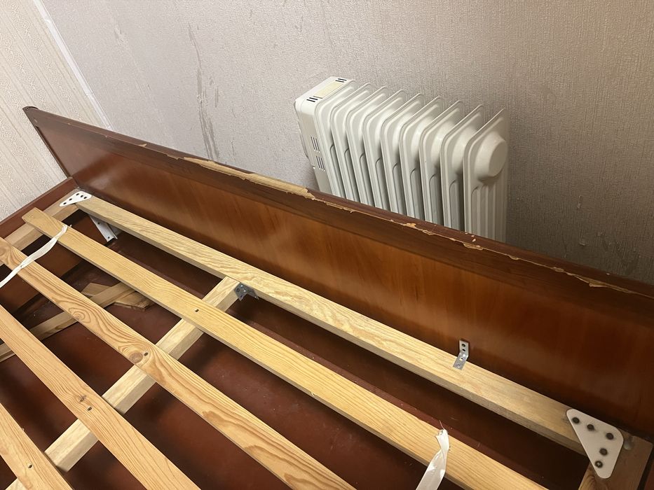 Терміново Ліжко двуспальне 1.60 на 2.00