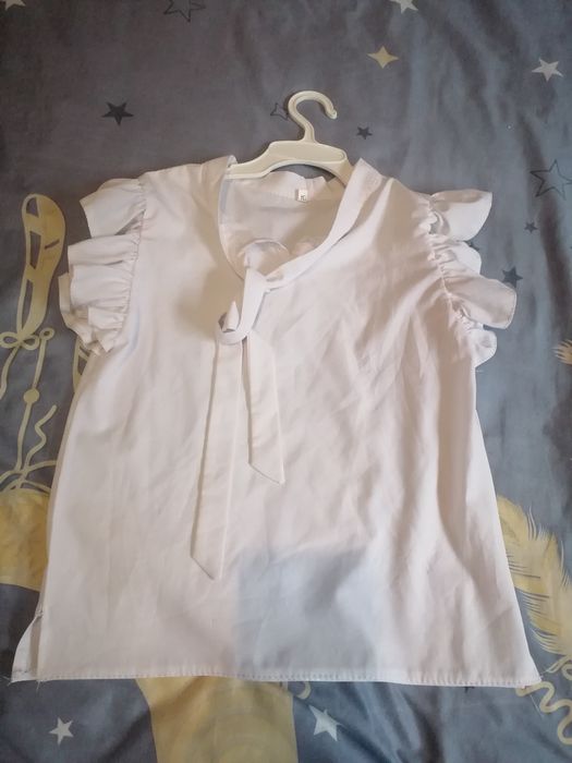 Продам блузу для дівчинки