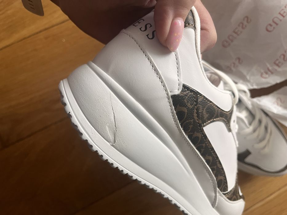Nowe buty Guess rozmiar 37