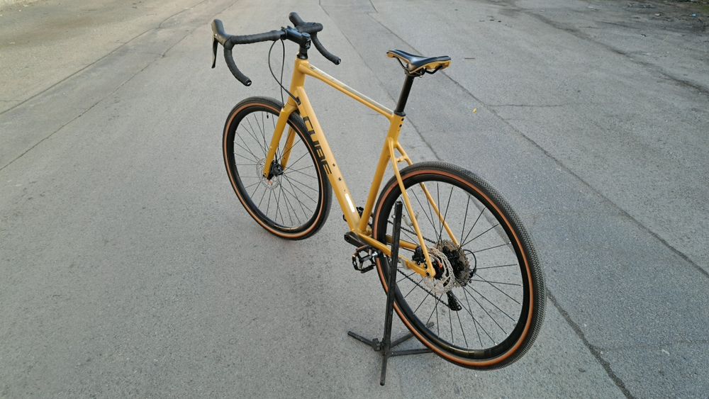 Rower gravel Cube Nuroad Ex