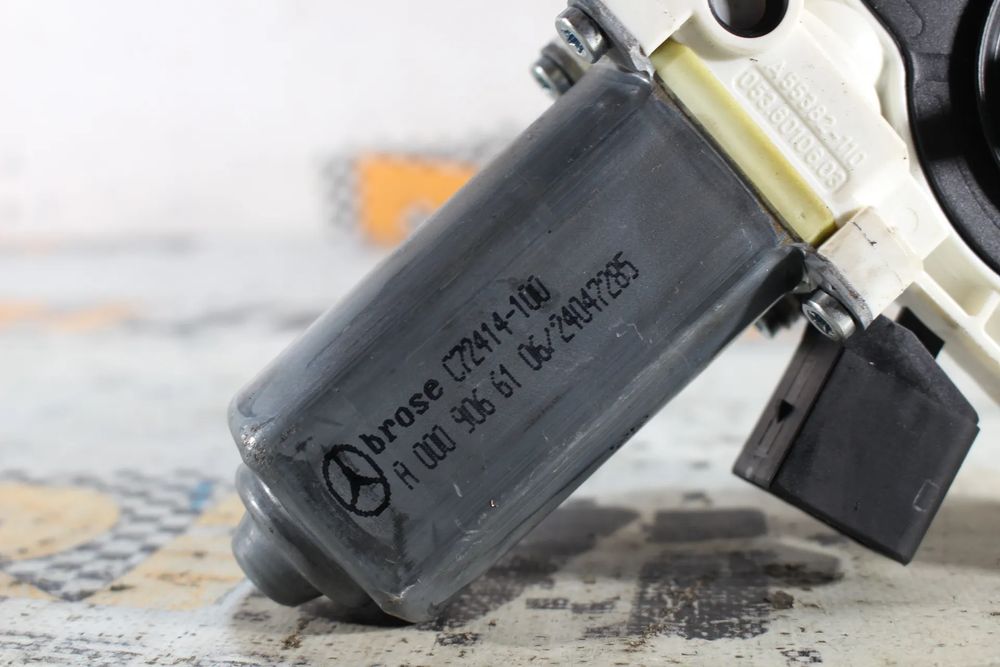 Motor vidro frente esquerdo MERCEDES-BENZ Classe C (W205)