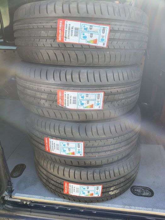 Stan nowy 235 /50/19 BERLINTIRES 103 XL