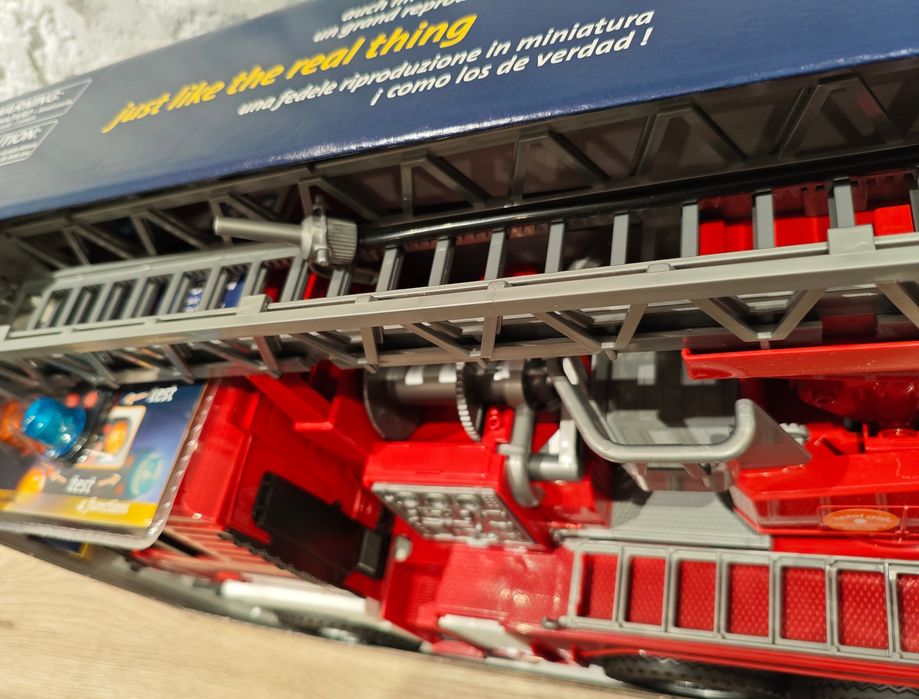 Bruder 02771 MAN TGA wóz strażacki