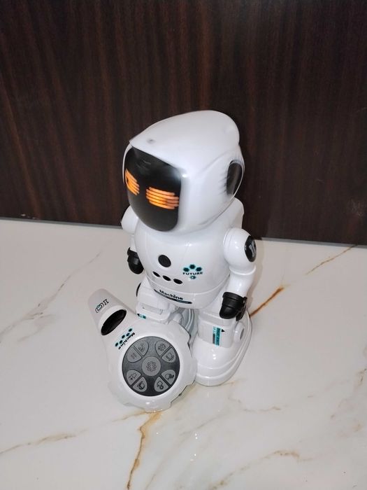 Interaktywny Robot IQ Future Machine