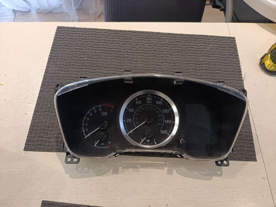 Приборка щиток спідометр панель королла