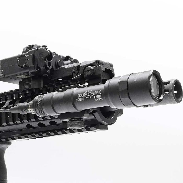 Тактичний ліхтар на зброю SureFire Scout, M600