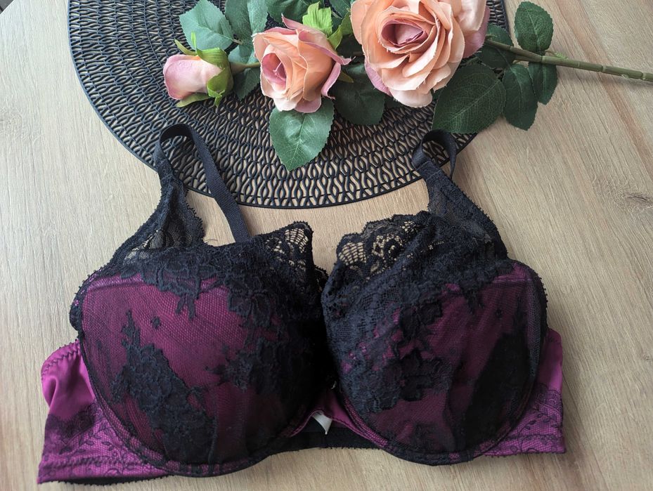 Biustonosz Chantelle 75 E