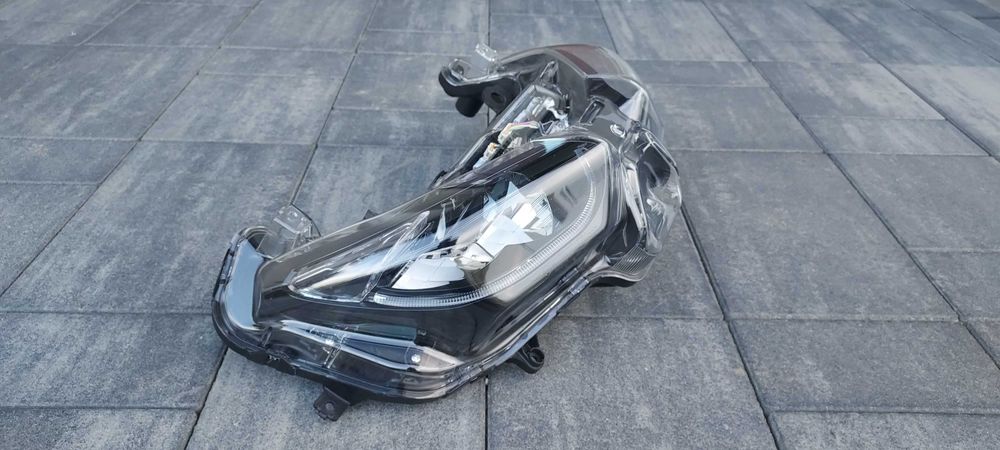 Lampa led Yamaha X-Max 125  300 reflektor 2018 -