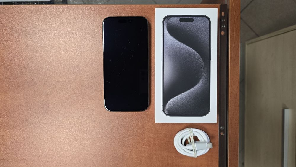 iPhone 15 Pro 128GB czarny, stan db