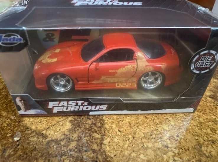 Carros 1/32 Fast and Furious + Porsche 718 Boxster Buraggo Vermelho