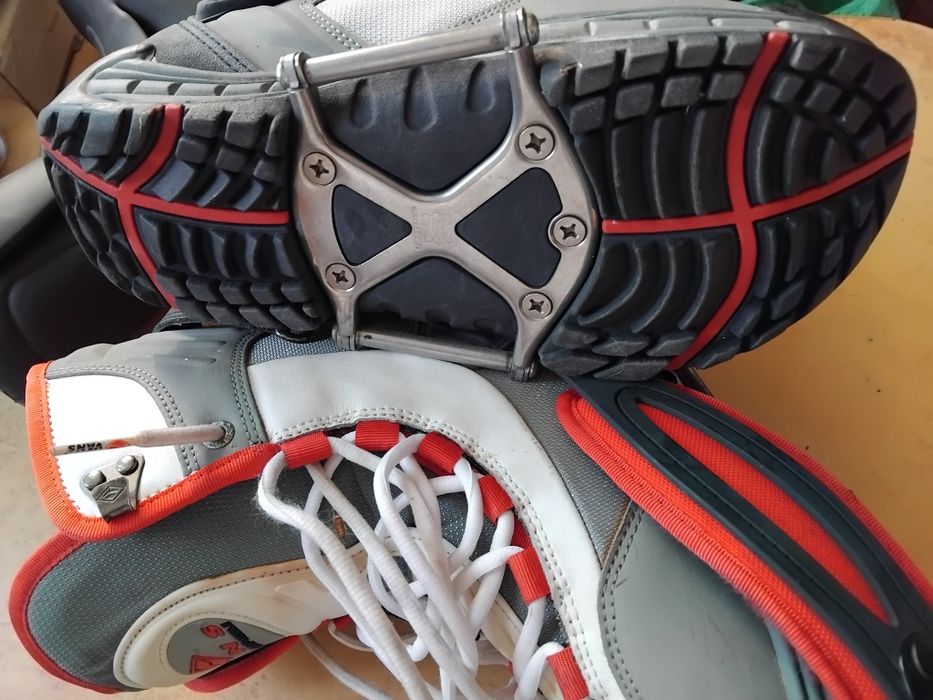 Ботинки сноуборд р.42-43