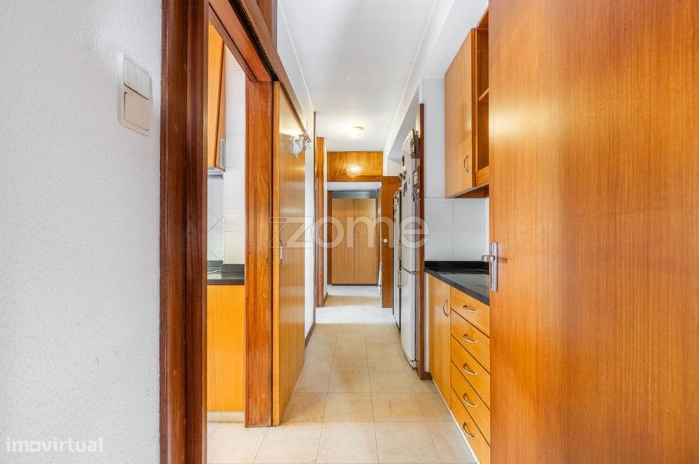 Apartamento T3+1 na Azenha, Sra. da Hora, Matosinhos