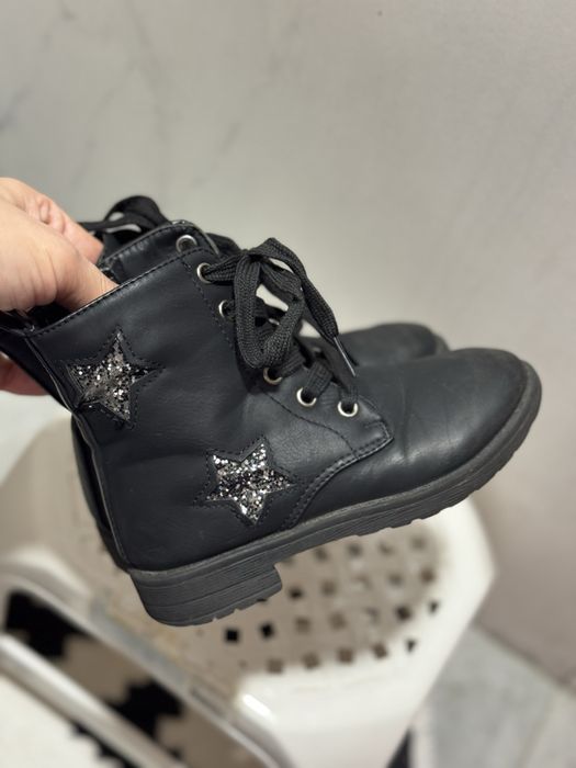 Демі ботінки на весну на дівчинку 28р устілка 18см