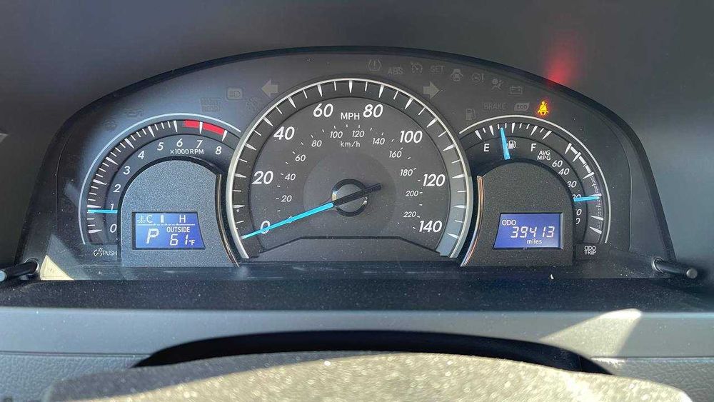 Toyota Camry 2016 2,5 кожа