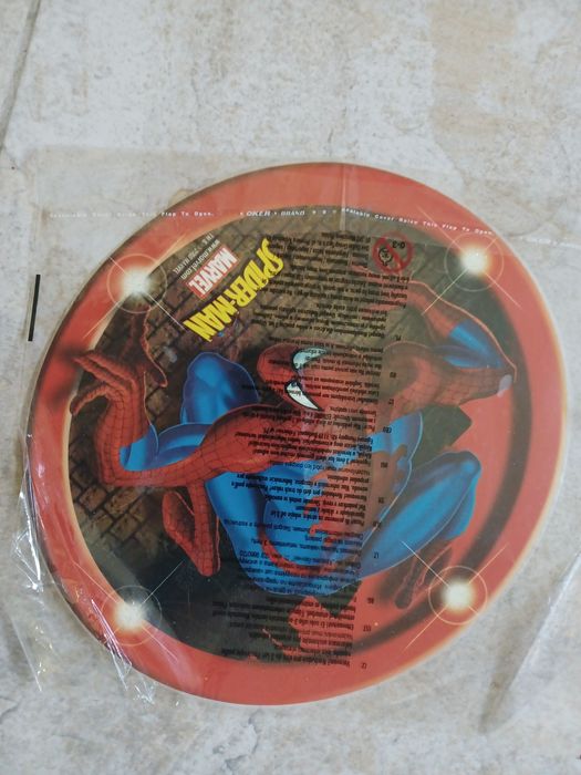 Motor Spider-Mana i wprasowanka na koszulkę