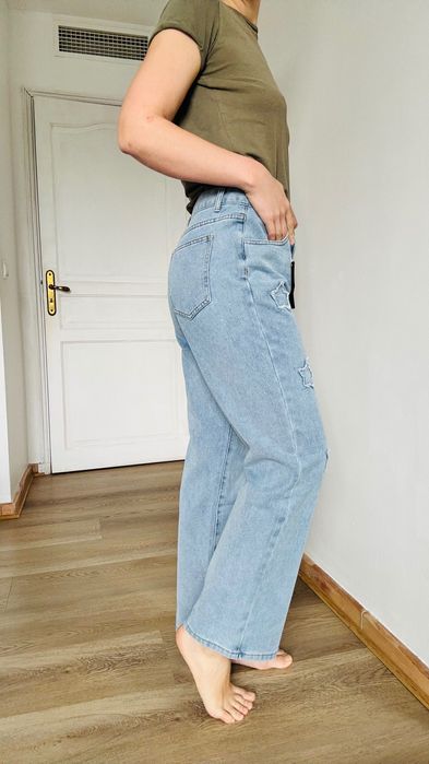 Джинсы кюлоты средняя посадка, голубые,с нашивками/принтом, р.40 (L)