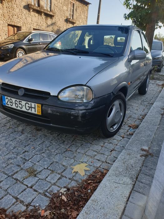 Opel Corsa B 1.5 TD Sport (1996) - Teto de Abrir - Motor Isuzu — photo 2