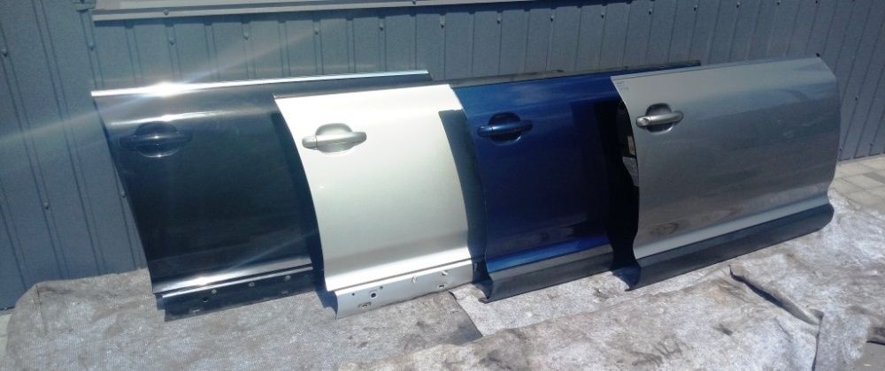 Дверь передняя правая Volkswagen Touareg двери двері передні праві