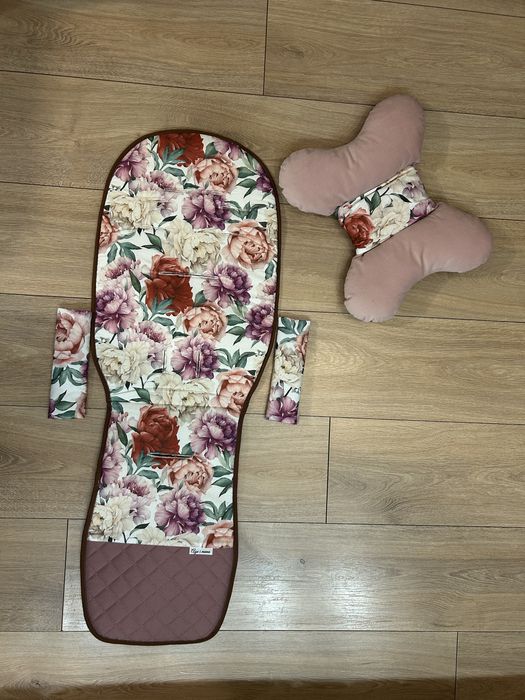 Wkładka + poduszka + ochroniacze do wózka