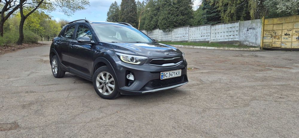 Kia stonic avtomat