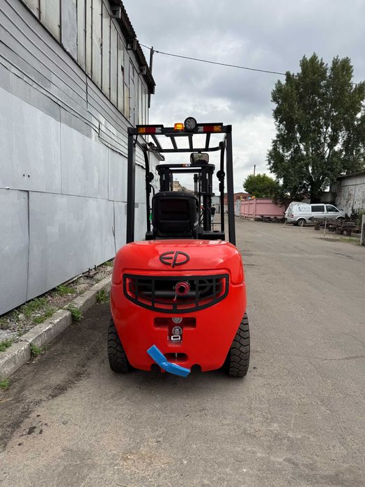 Новий навантажувач EP 35T3, 3.5т/4.5м, бокове зміщ., 2025, гарантія 2р