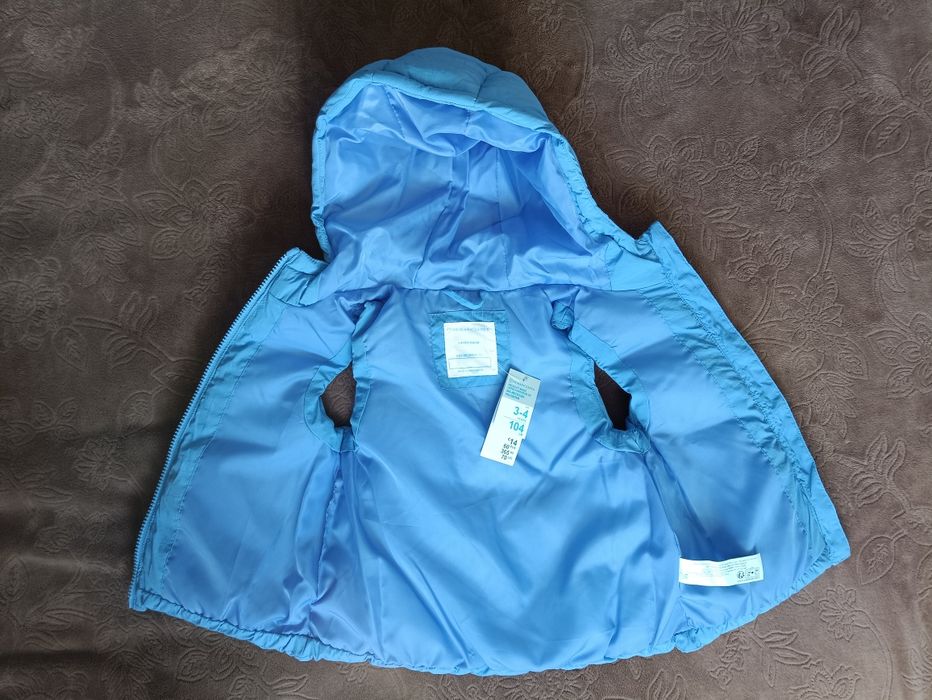 Желетка дитяча фірми Primark, на вік 3-4 роки, 104 см