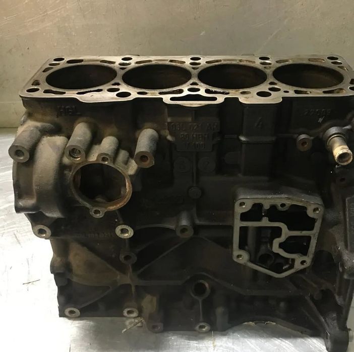 BLOCO DO MOTOR NÚ SEAT AUDI VOLKSWAGEN 2.0TDI CBA CAG 03L201AH