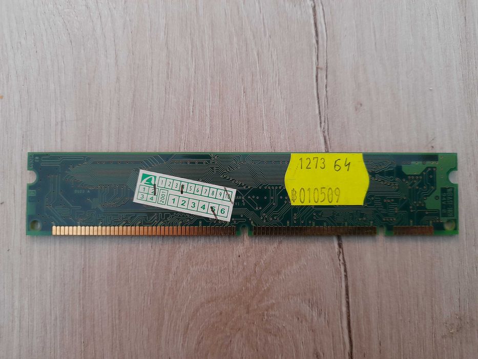Pamięć SDRAM PC133 64MB