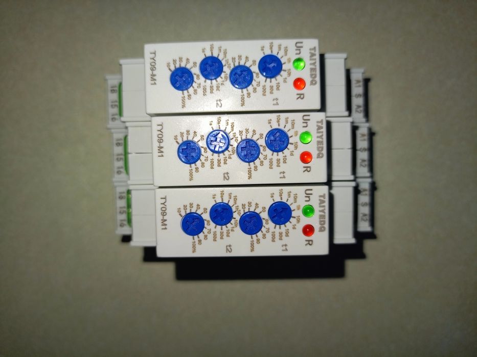 3 Styczniki czasowe wielofunkcyjne.