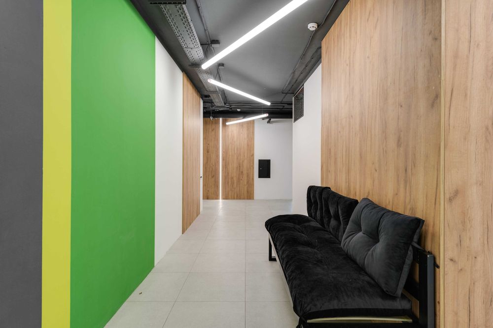 Оренда офісу на Теремках з постійним інтернетом, Республіка, Іподром