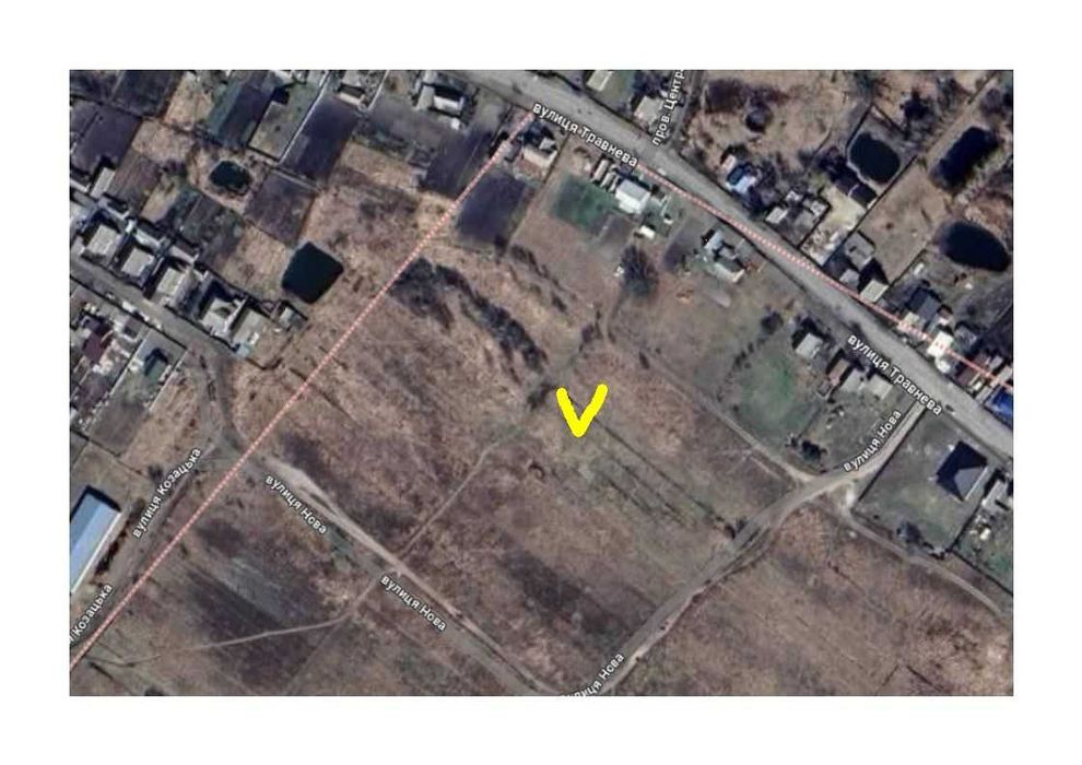 Земельна ділянка під Києвом біля лісу й річки