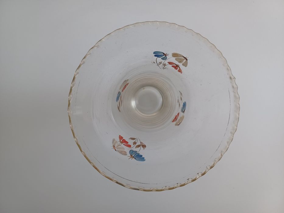 3 peças de vidro antigo (2 vasos e 1 frasco grande)