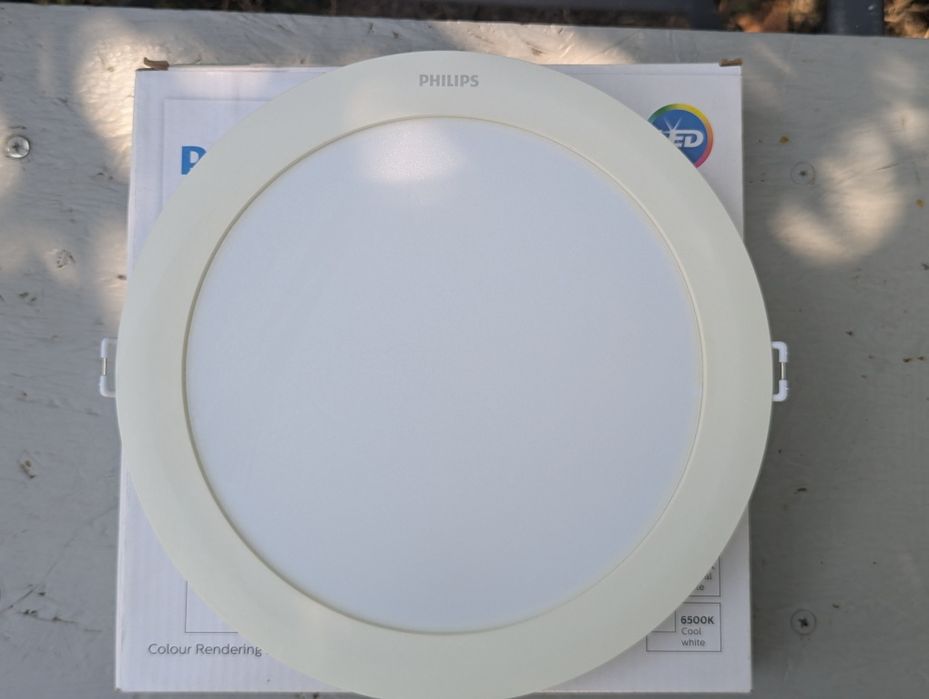 Стельовий LED світильник Philips DN020B G3 23W 6500К