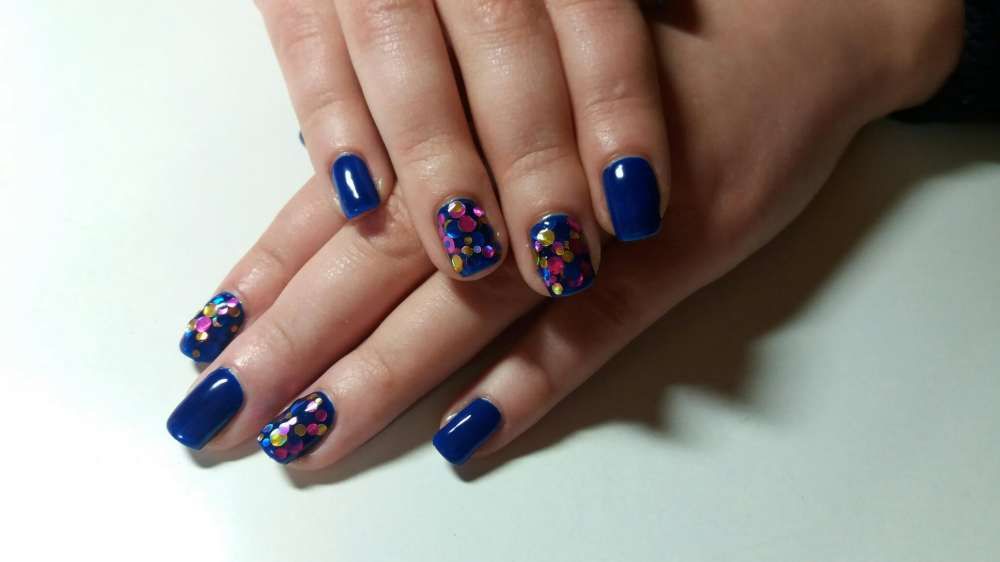 Маникюр.САДИ-2.Гель-лак.Кошачий глаз за 400 гривен педикюр 500гр.