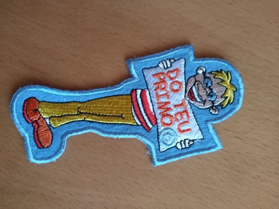 Emblemas para Trajes académicos Novos