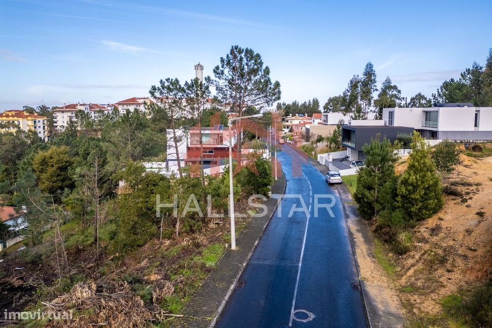 Terreno / Para Construção / Área Total de 574m2 / Aceita Permuta / Tel