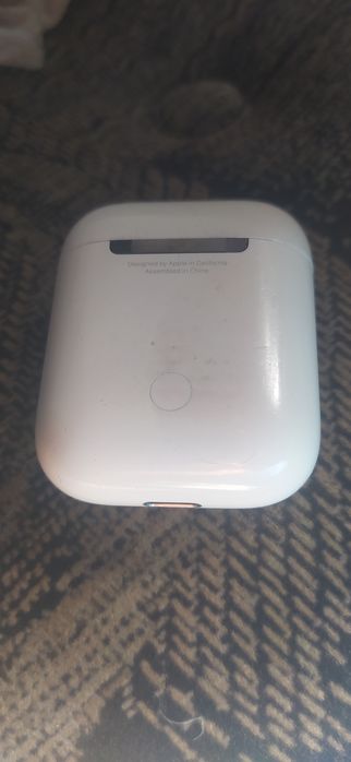 Продам наушники apple airpods