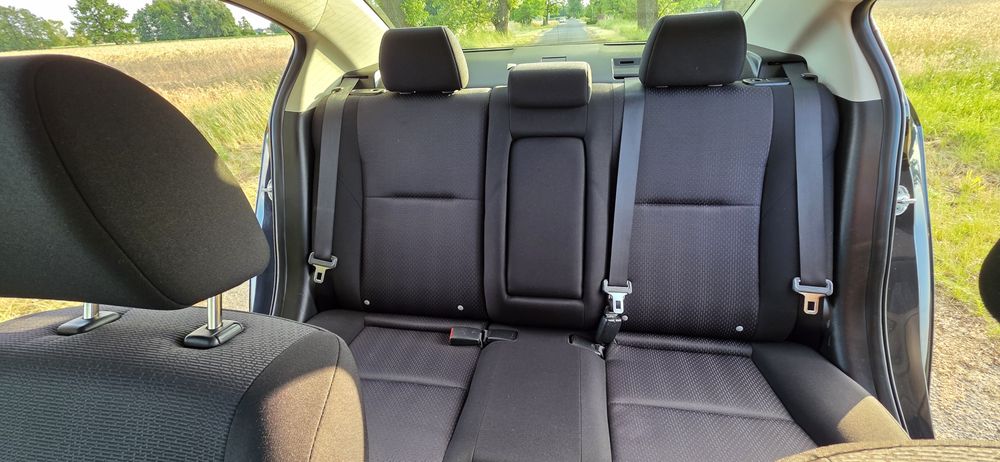 Mazda 3 sedan 1.6 benzyna