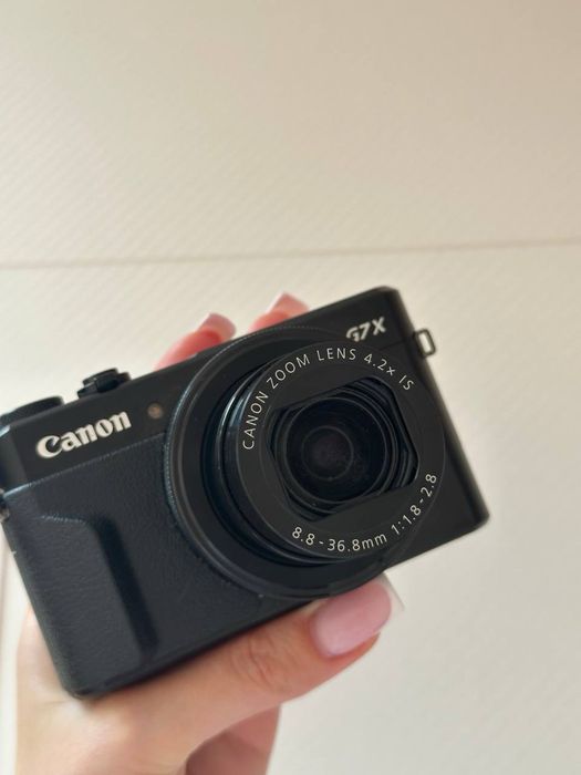 Aparat cyfrowy Canon powrrshot G7X mark II czarny kompaktowy