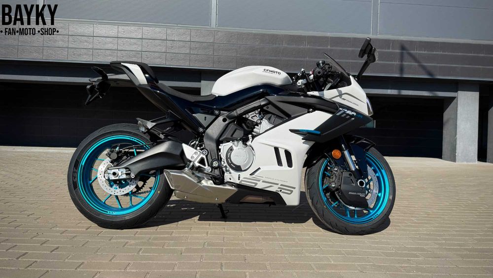 Мотоцикл CFMOTO 675SR-R