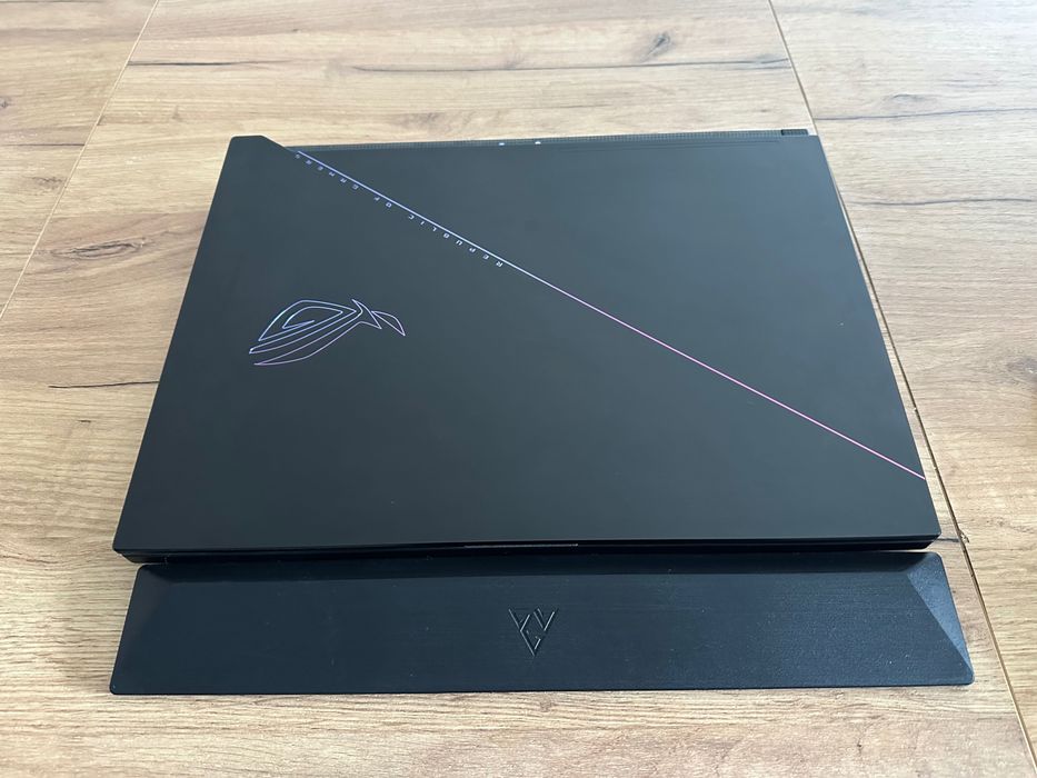 ASUS ROG Zephyrus Duo 16, 165Hz, Ryzen 9, 32GB, 1TB, RTX3070Ti, ENG
