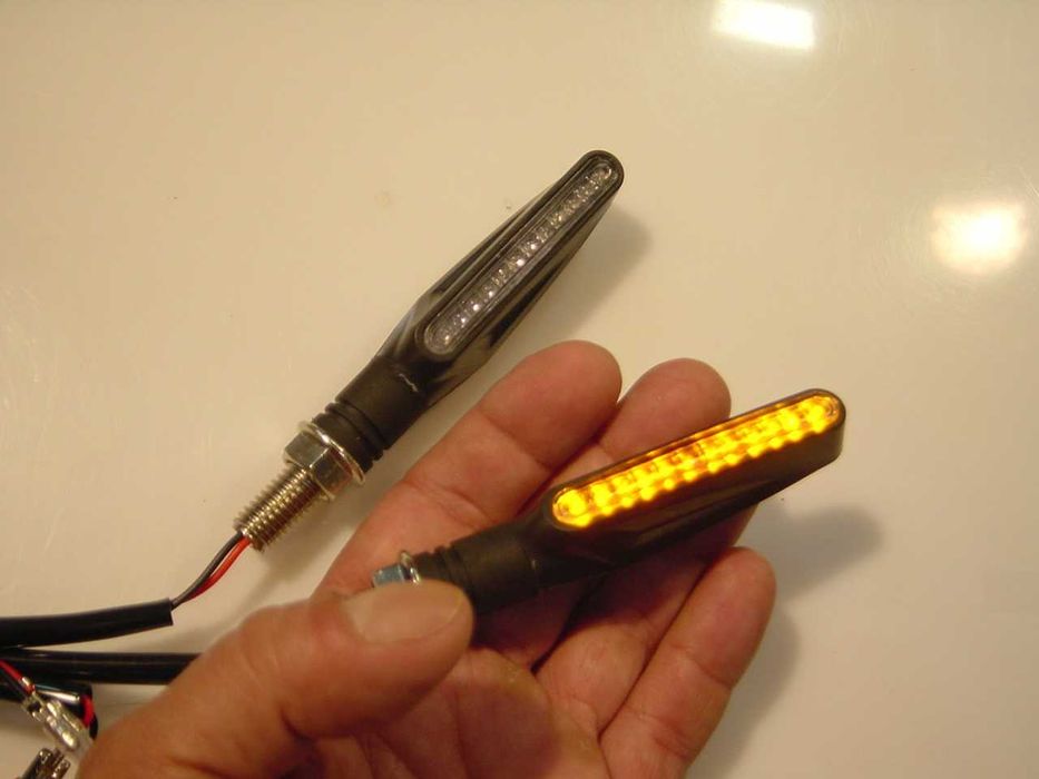 Piscas LED para mota
