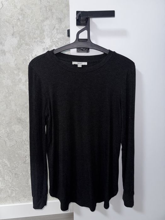Кофтинка від бренду esprit