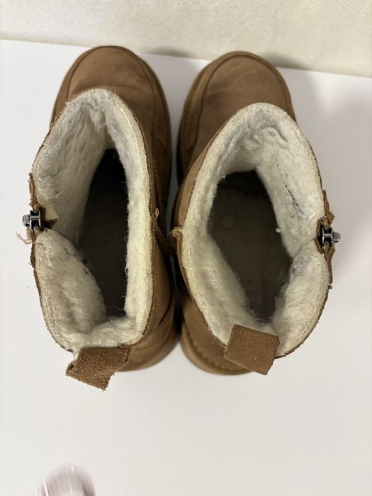 Продам угі  жіночі і UGG  натуральні