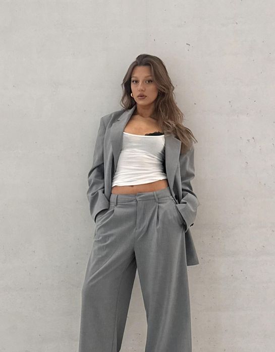Широкі брюки з подвійної тканини Bershka 38розмір