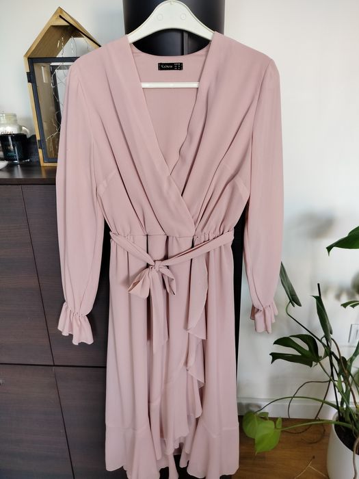 Sukienka r.38 pudrowy róż