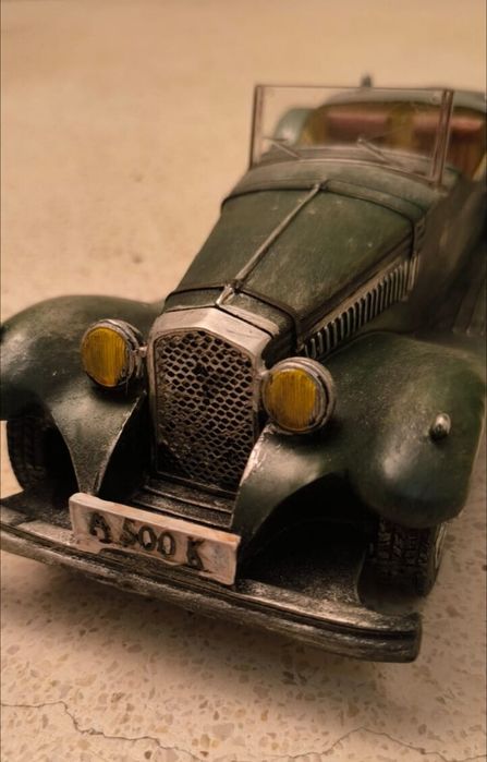 Belíssima coleção , miniaturas em madeira com 35cm  LOUÇAS FALCÃO