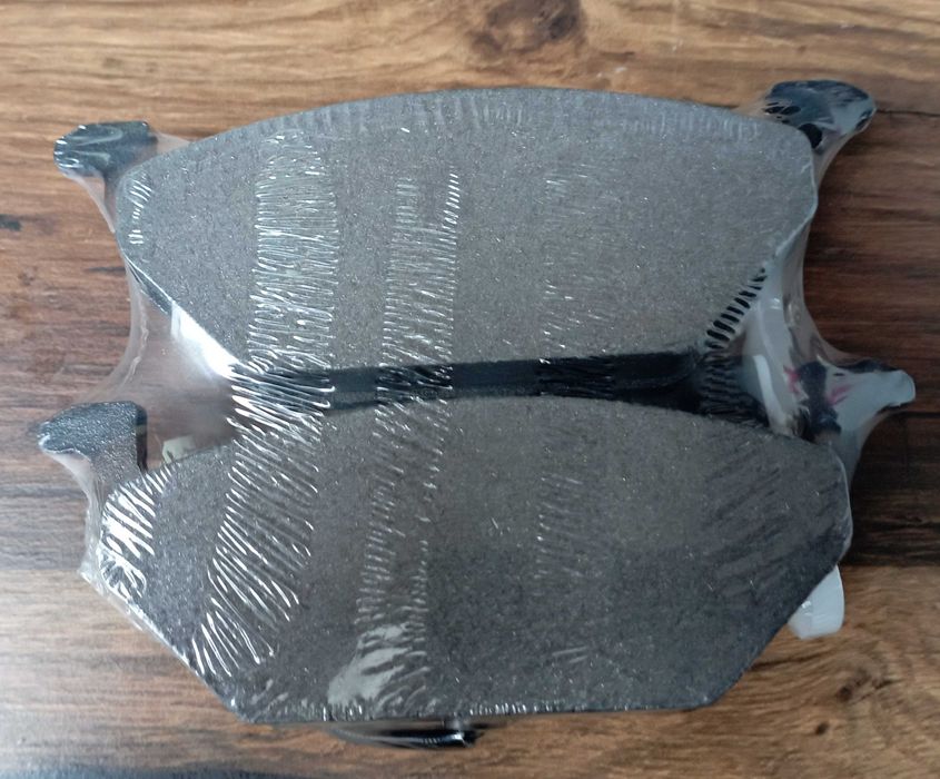 Denckermann B110690 Zestaw klocków hamulcowych