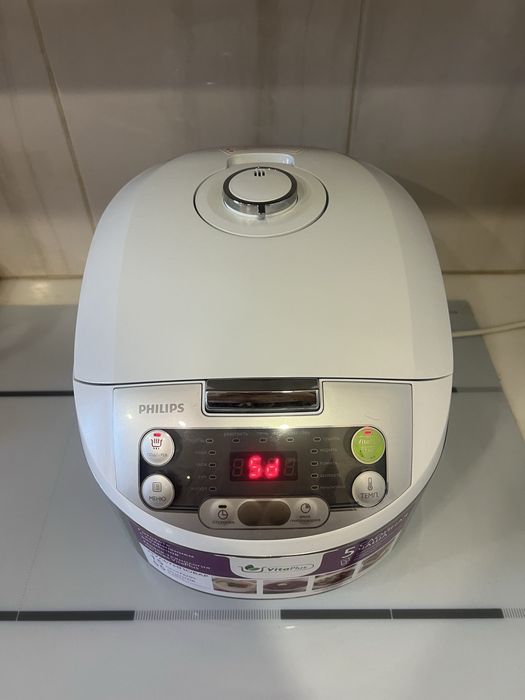 Мультиварка Philips Vita Plus HD 3136 (ідеальний стан)