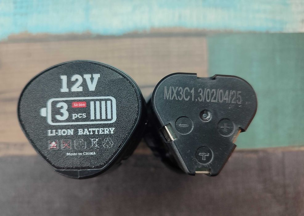 Шуруповерт беспроводной 12В 2 аккумулятора и зарядка в коробке дешево